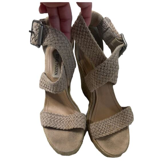 Steve Madden Tan Wedges - Size 8 - Picture 3 of 5
